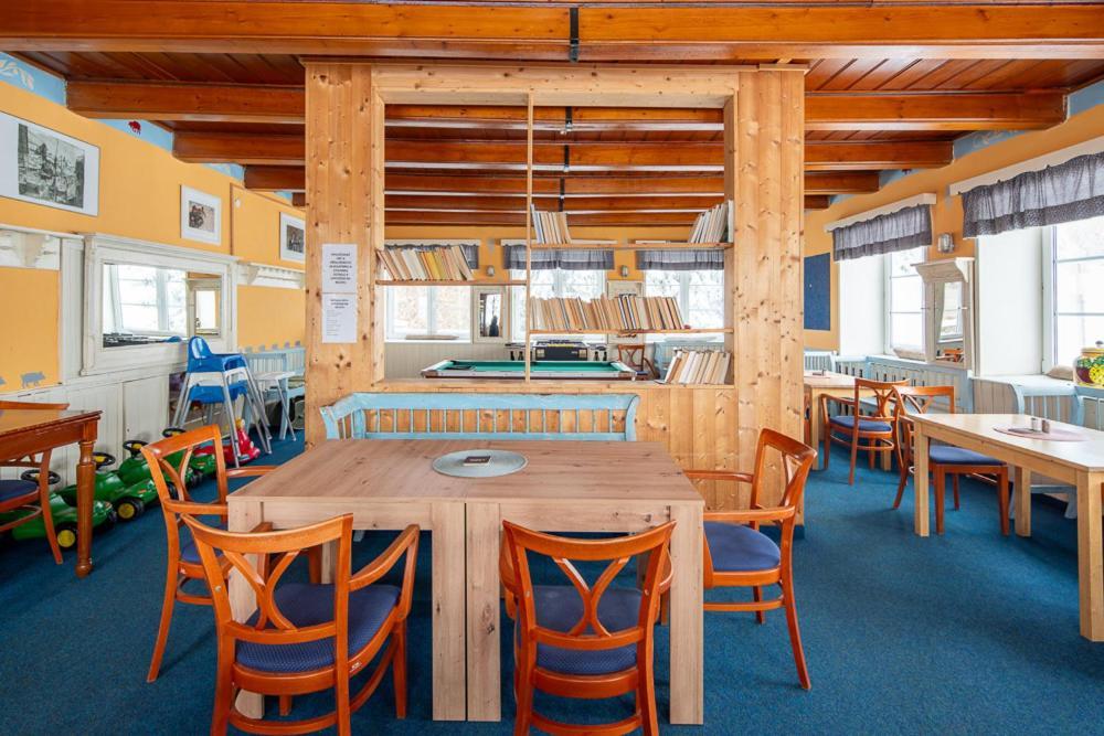 Prazska Bouda Hotel Пец под Снежко Екстериор снимка