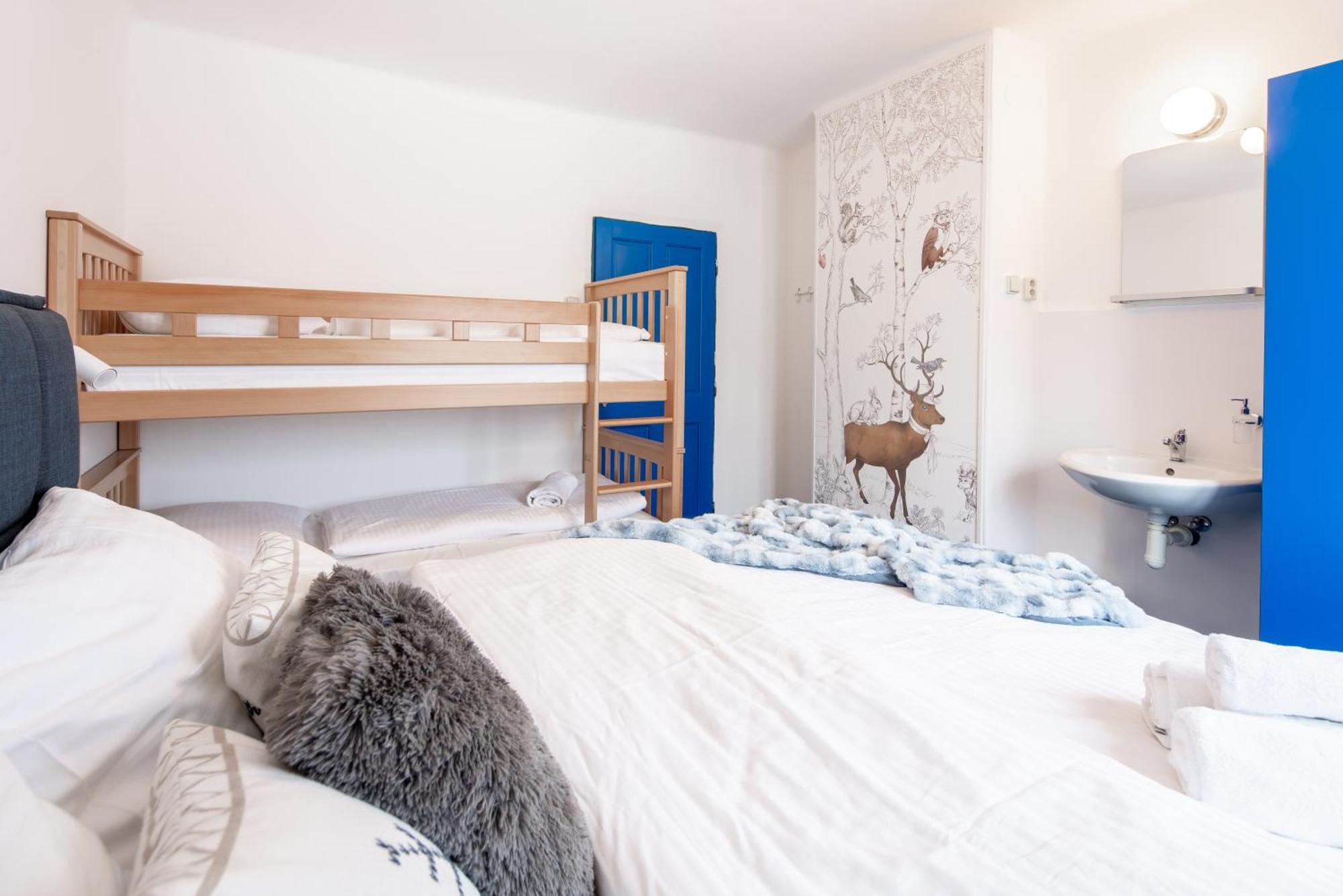 Prazska Bouda Hotel Пец под Снежко Екстериор снимка