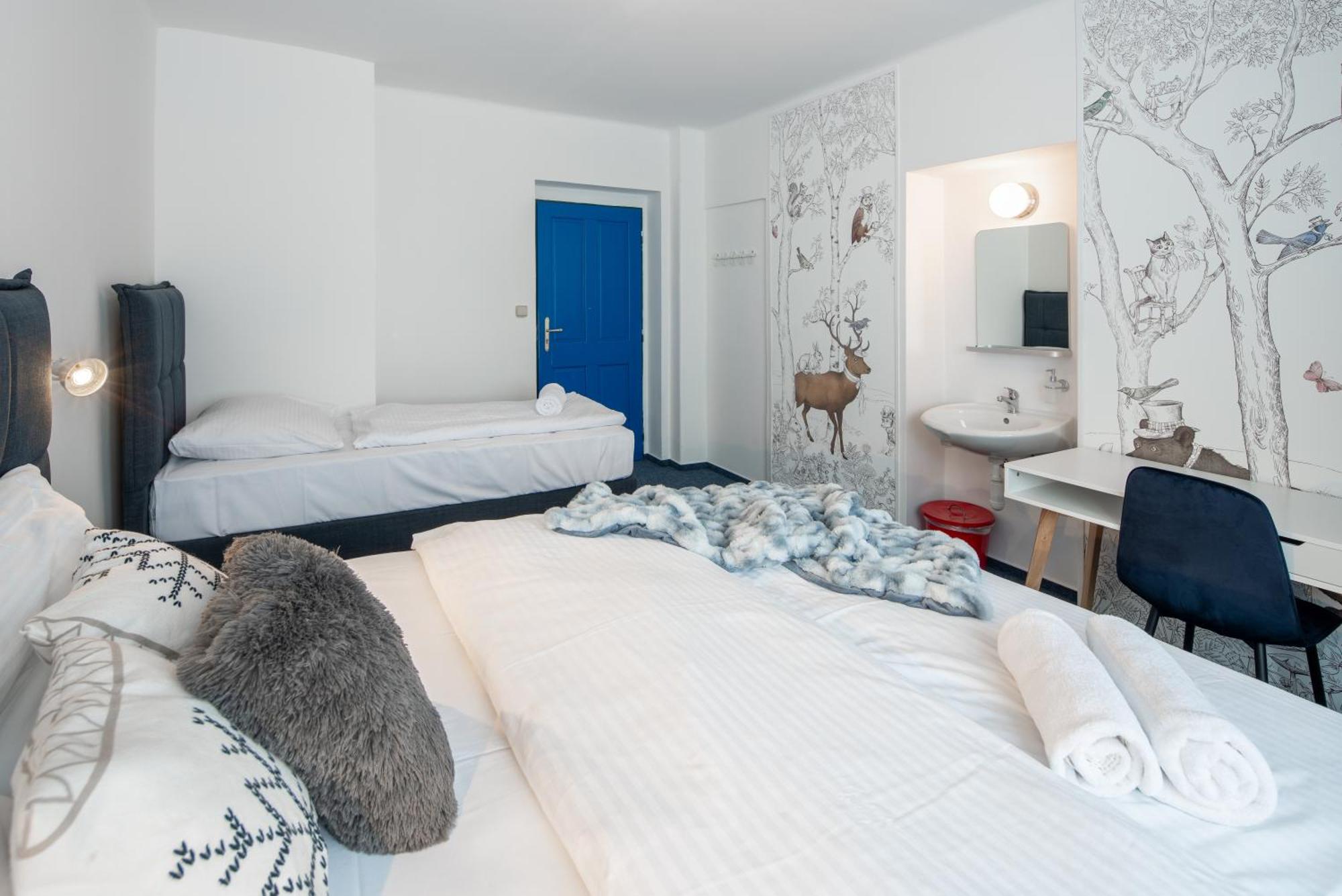 Prazska Bouda Hotel Пец под Снежко Екстериор снимка