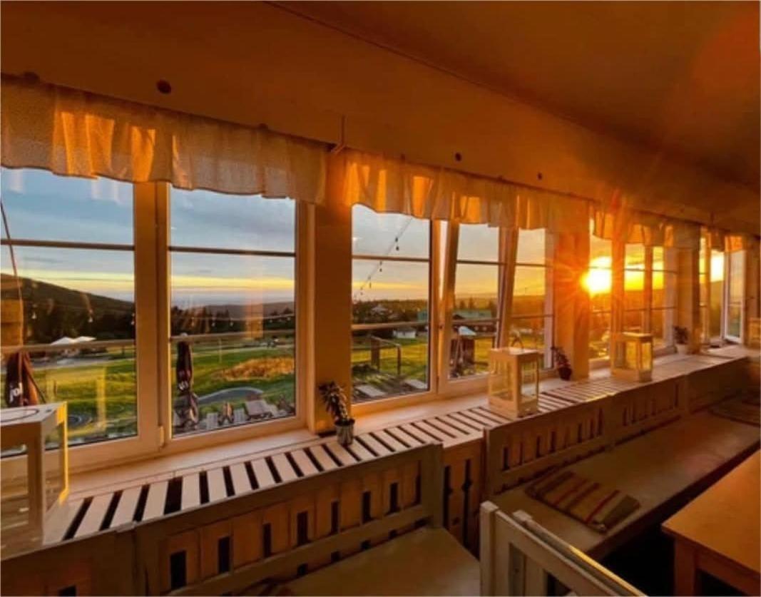 Prazska Bouda Hotel Пец под Снежко Екстериор снимка