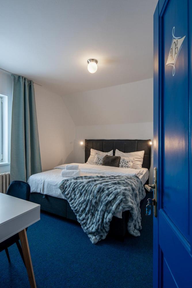 Prazska Bouda Hotel Пец под Снежко Екстериор снимка